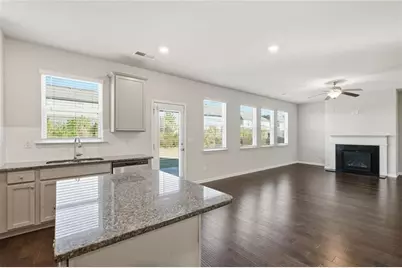 7230 Gladstone Circle, Lithonia, GA 30038 - Photo 5