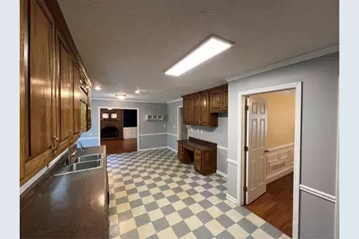 4811 W Lake Drive SE, Conyers, GA 30094 - Photo 17
