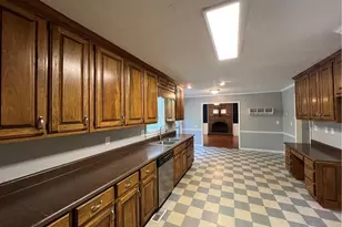 4811 W Lake Dr SE, Conyers, GA 30094 - Photo 15