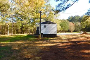 1101 Boswell Rd, Union Point, GA 30669 - Photo 11