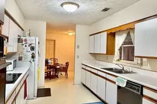 100 Kim Trail, Stockbridge, GA 30281 - Photo 5