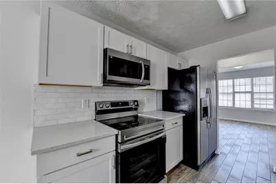 510 Saint James Court, Lawrenceville, GA 30044 - Photo 15