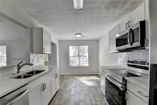 510 Saint James Ct, Lawrenceville, GA 30044 - Photo 17