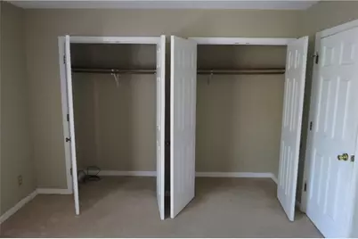 1090 Huntington Trace SE, Smyrna, GA 30082 - Photo 11