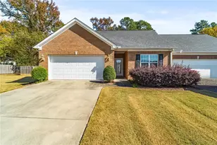 252 Blackwood Pl SE, Calhoun, GA 30701 - Photo 1