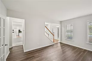 487 Skiles Ct, Suwanee, GA 30024 - Photo 9