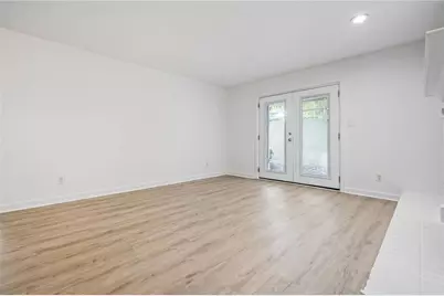 102 River Run Drive, Atlanta, GA 30350 - Photo 15