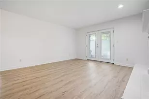 102 River Run Dr, Atlanta, GA 30350 - Photo 15