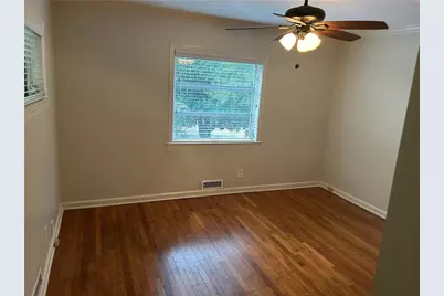 438 Carriage Drive #B, Atlanta, GA 30328 - Photo 11