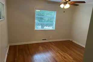 438 Carriage Dr, Atlanta, GA 30328 - Photo 11