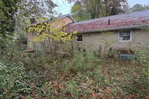 383 Ben Ave SW, Lilburn, GA 30047 - Photo 5