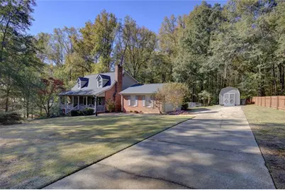 2615 Sandy Creek Circle, Loganville, GA 30052 - Photo 45