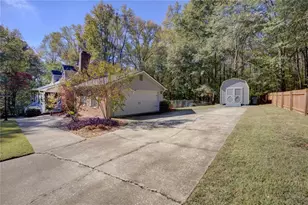 2615 Sandy Creek Cir, Loganville, GA 30052 - Photo 47