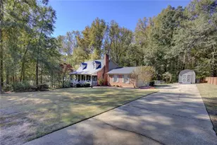 2615 Sandy Creek Cir, Loganville, GA 30052 - Photo 43