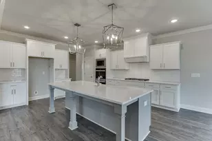 8935 Claude Martin Dr, Gainesville, GA 30506 - Photo 17