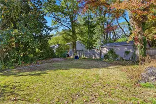 197 Mathewson Pl SW, Atlanta, GA 30314 - Photo 13