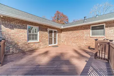 565 James Street SW, Lilburn, GA 30047 - Photo 43