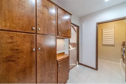 565 James Street SW, Lilburn, GA 30047 - Photo 27