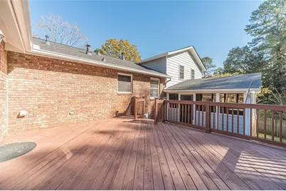 565 James Street SW, Lilburn, GA 30047 - Photo 59