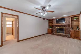 565 James St SW, Lilburn, GA 30047 - Photo 17