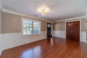 565 James St SW, Lilburn, GA 30047 - Photo 11