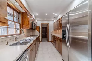 565 James St SW, Lilburn, GA 30047 - Photo 23