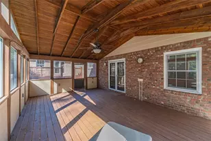 565 James St SW, Lilburn, GA 30047 - Photo 47