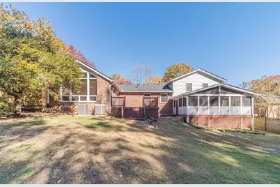 565 James Street SW, Lilburn, GA 30047 - Photo 57