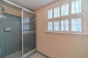 565 James St SW, Lilburn, GA 30047 - Photo 39