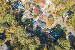 565 James St SW, Lilburn, GA 30047 - Photo 67