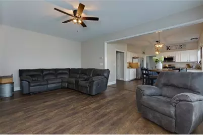 527 Keeneland Avenue, Woodstock, GA 30189 - Photo 13