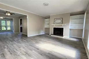 401 Park Ridge Cir, Marietta, GA 30068 - Photo 3