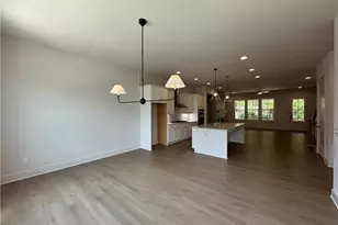 1055 Dryden Ln, Brookhaven, GA 30319 - Photo 7