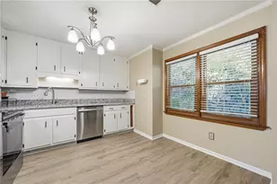 3153 Corner Oak Dr, Peachtree Corners, GA 30071 - Photo 13