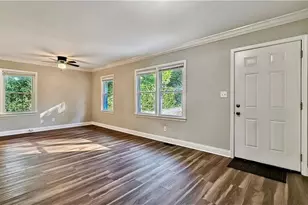 2245 Polar Rock Ave SW, Atlanta, GA 30315 - Photo 3