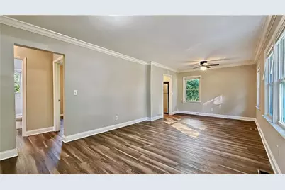 2245 Polar Rock Avenue SW, Atlanta, GA 30315 - Photo 5
