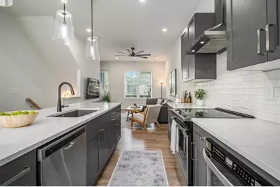 2016 Bixby Byway Drive SE, Atlanta, GA 30317 - Photo 11