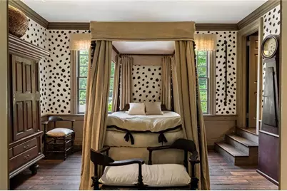 1727 W Paces Ferry Road NW, Atlanta, GA 30327 - Photo 17