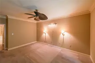 28410 Plantation Dr NE, Atlanta, GA 30324 - Photo 29