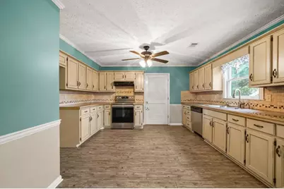 3685 Frankie Wade Lane, Loganville, GA 30052 - Photo 3