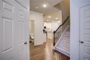 338 Cherryhill Ln, Woodstock, GA 30188 - Photo 5