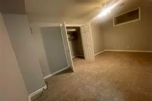 2673 Elsinore St, Atlanta, GA 30344 - Photo 9