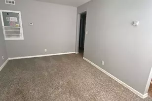 2673 Elsinore St, Atlanta, GA 30344 - Photo 5