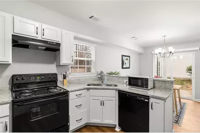 650 Chantress Court, Alpharetta, GA 30004 - Photo 11