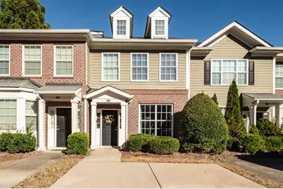 2064 Del Lago Circle NW #10, Kennesaw, GA 30152 - Photo 1