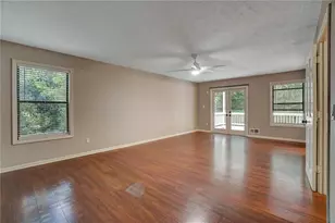 10520 Shallowford Rd, Roswell, GA 30075 - Photo 13