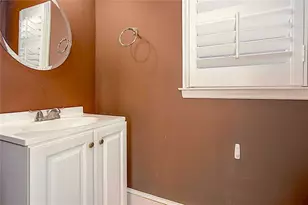 1320 Wildcliff Pkwy NE, Atlanta, GA 30329 - Photo 11