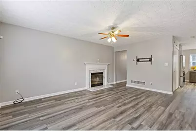 6390 Wedgeview Drive, Tucker, GA 30084 - Photo 5