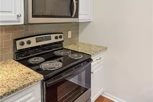 475 Mount Vernon Hwy NE, Atlanta, GA 30328 - Photo 5