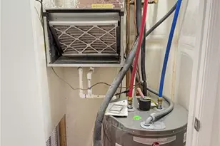 475 Mount Vernon Hwy NE, Atlanta, GA 30328 - Photo 29